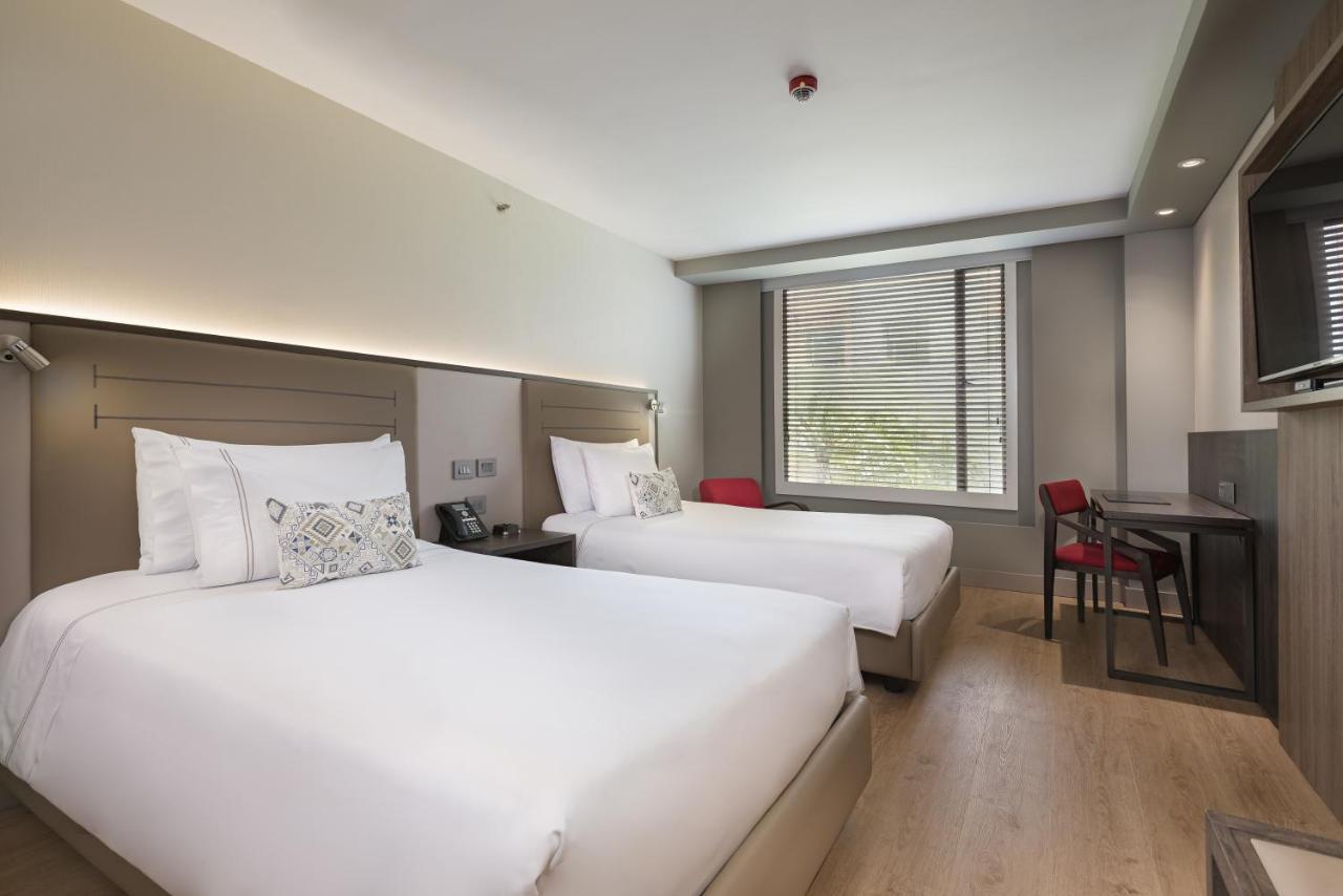 Hotel Habitel Prime Bogota Bagian luar foto