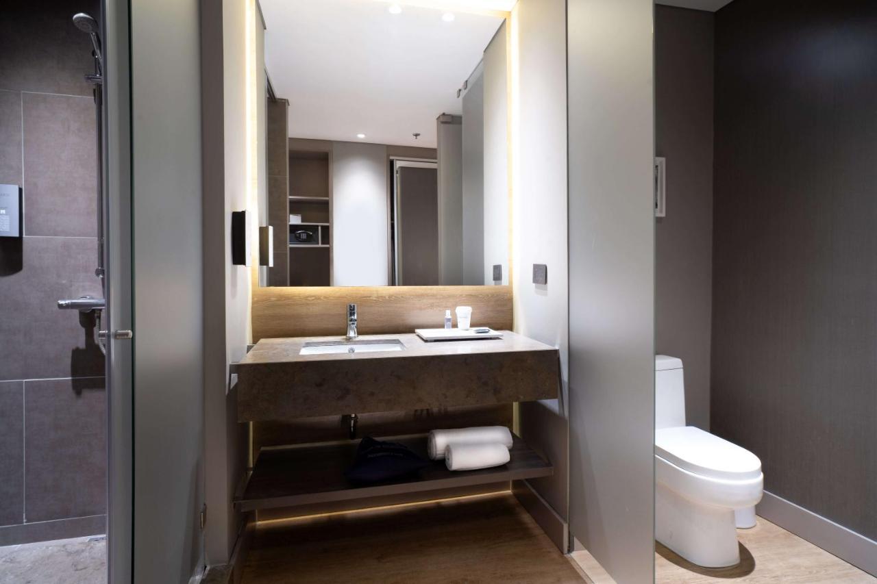 Hotel Habitel Prime Bogota Bagian luar foto