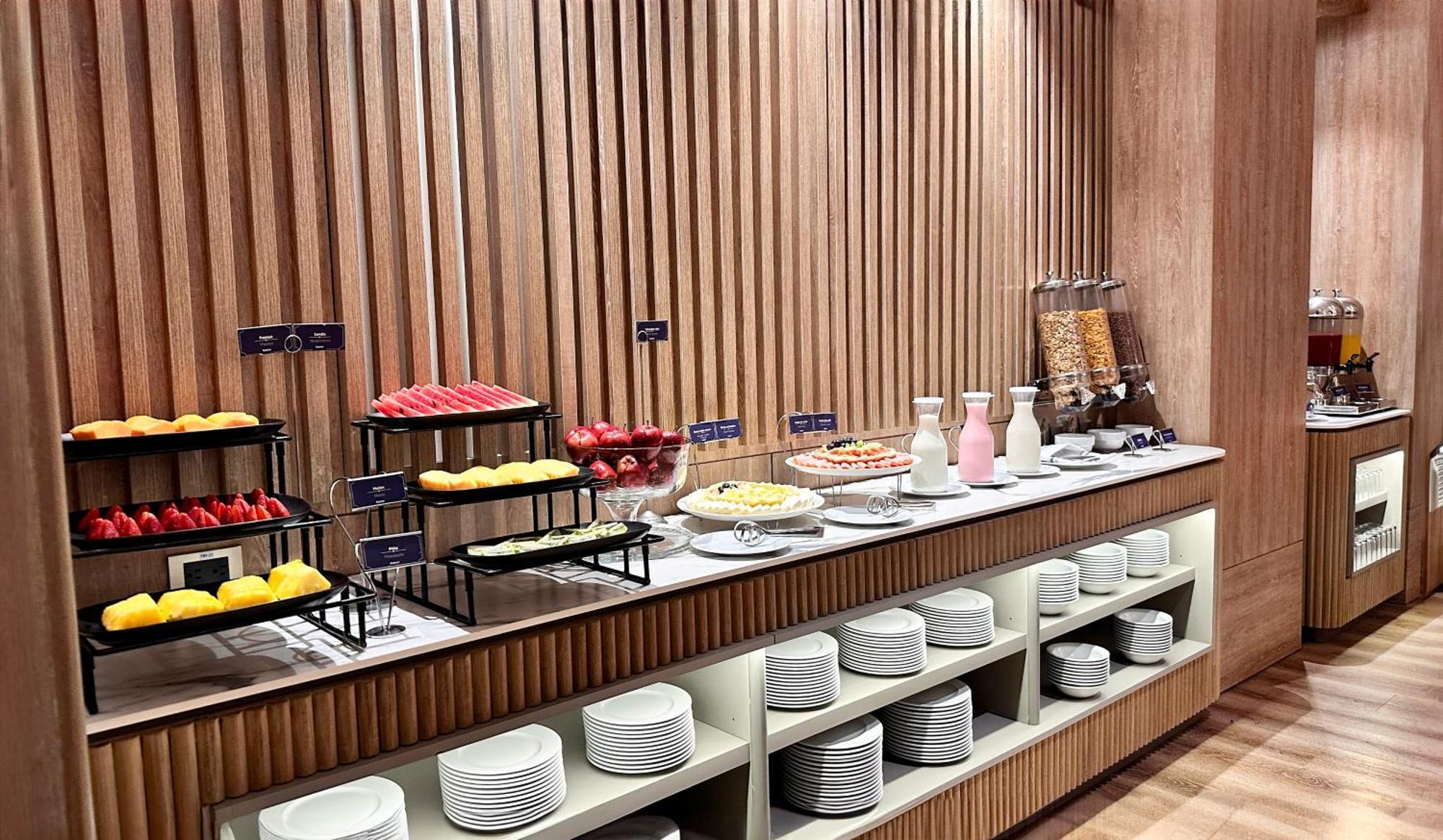 Hotel Habitel Prime Bogota Bagian luar foto