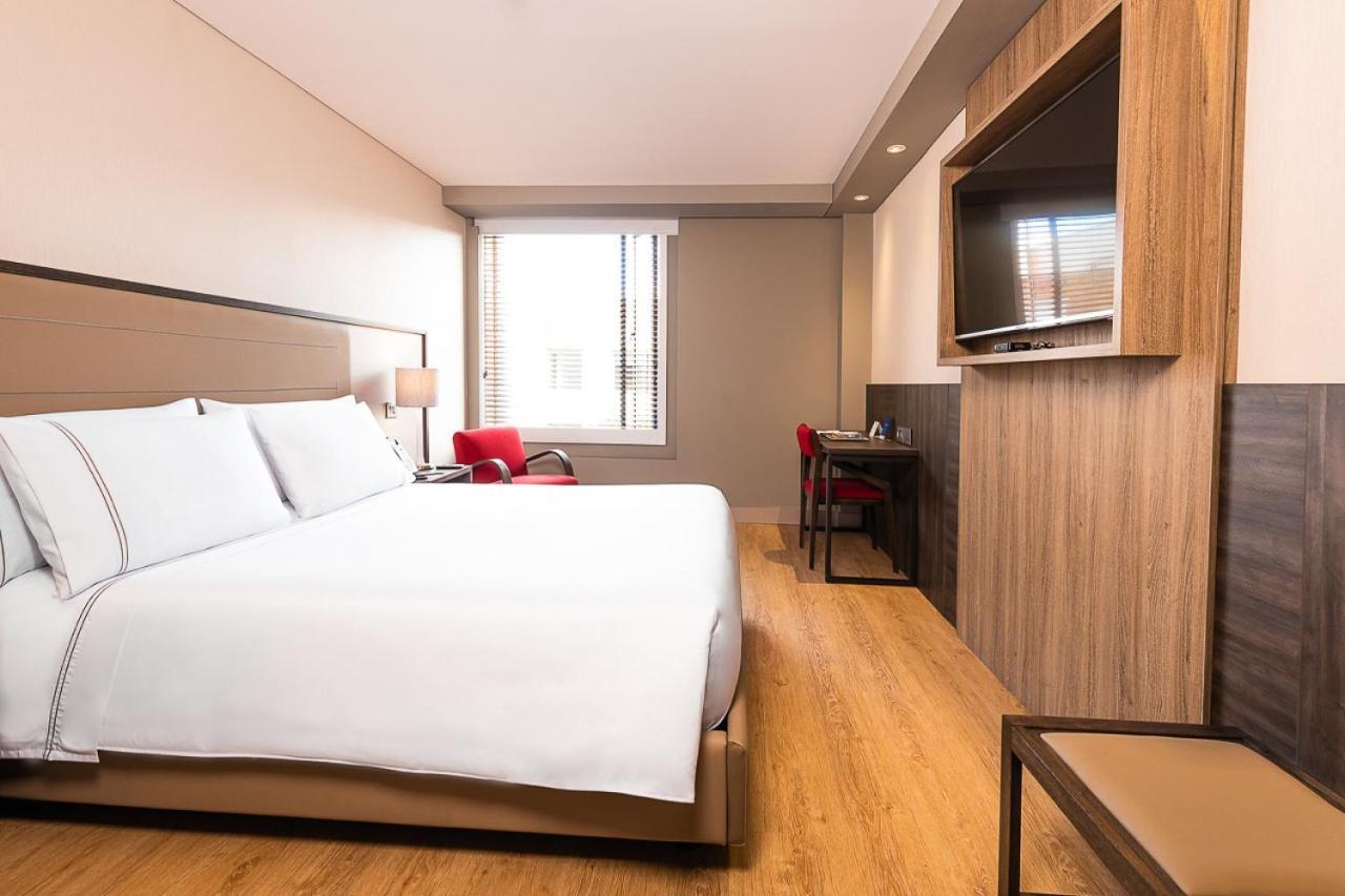Hotel Habitel Prime Bogota Bagian luar foto