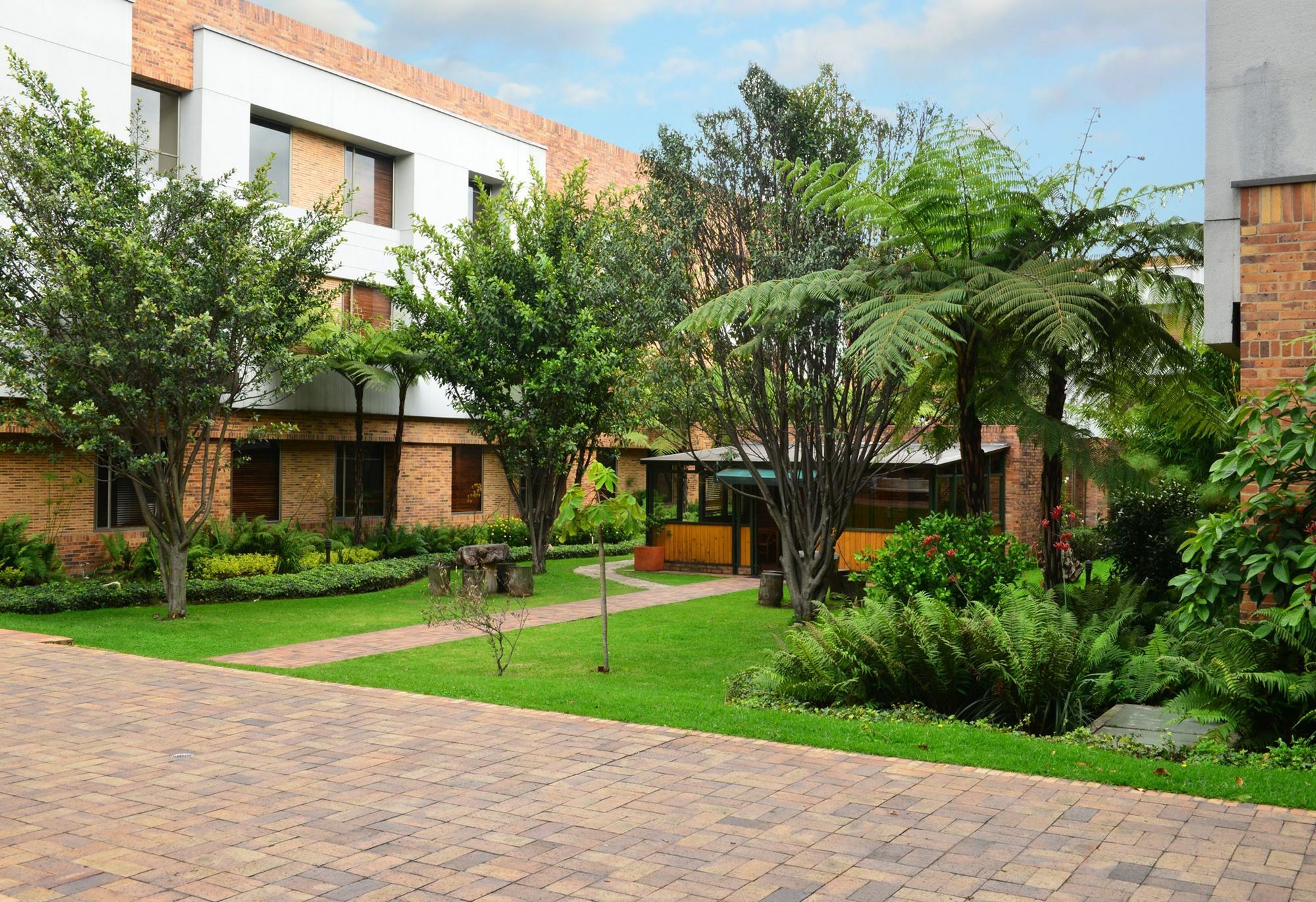 Hotel Habitel Prime Bogota Bagian luar foto